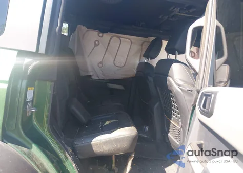 2023 Ford Bronco Badlands z USA, uszkodzony, nr VIN 1FMEE5DP6PLB92444